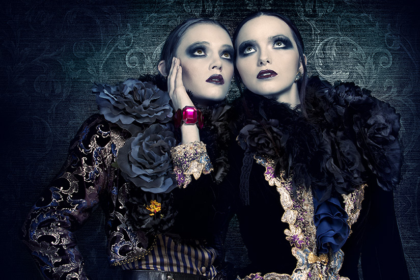 Viktoria Novak design. 1980 decadance. Twins Decadance