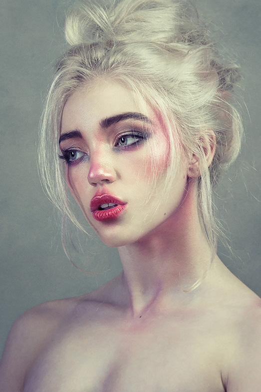 Lastest work - Rhianna Makeup Lesley beauty Canberra
